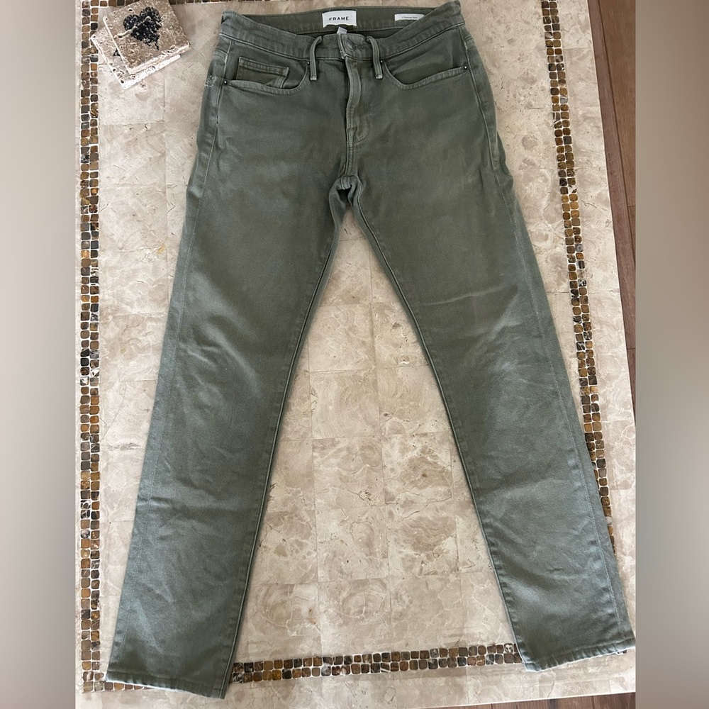 Frame Denim L’Homme Slim Women’s Jeans a little distressed Army Green Size 29‎